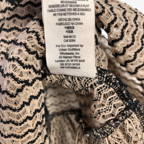 Free People Sleeveless Sheer Knit Blouse M - Picture 3 of 4